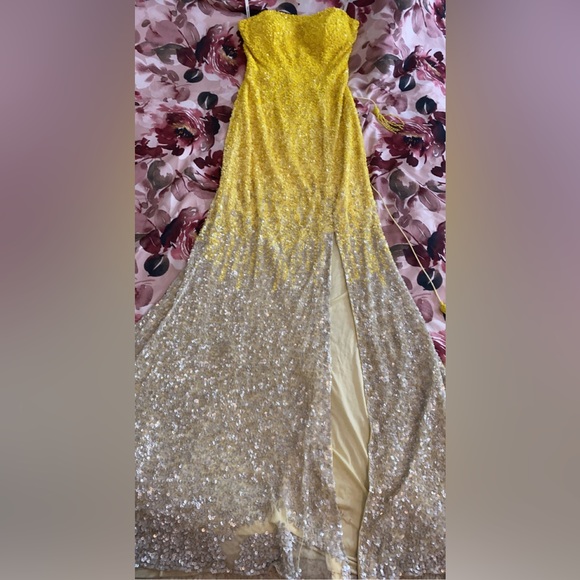 Party dress - Picture 3 of 5